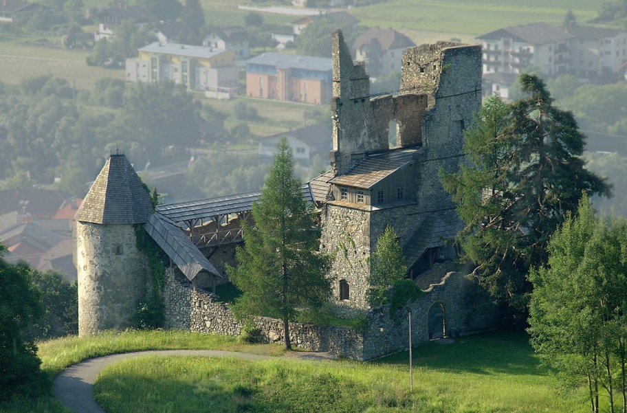 Burg Hohenburg © Marktgemeinde Oberdrauburg 