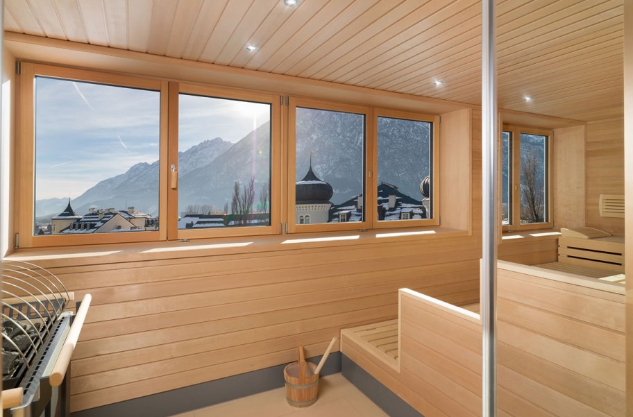 Sauna mit Ausblick © Vergeiner`s Hotel Traube